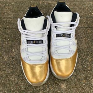 Jordan 11 low